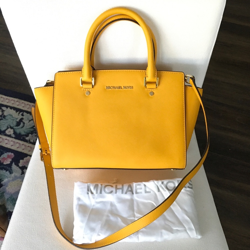 NWT Michael Kors Medium Selma Leather Satchel Sun
